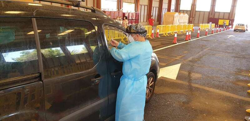 Vacunación contra la Covid/TA.